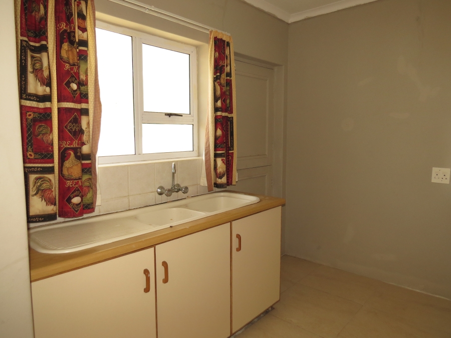 3 Bedroom Property for Sale in Stilbaai Wes Western Cape